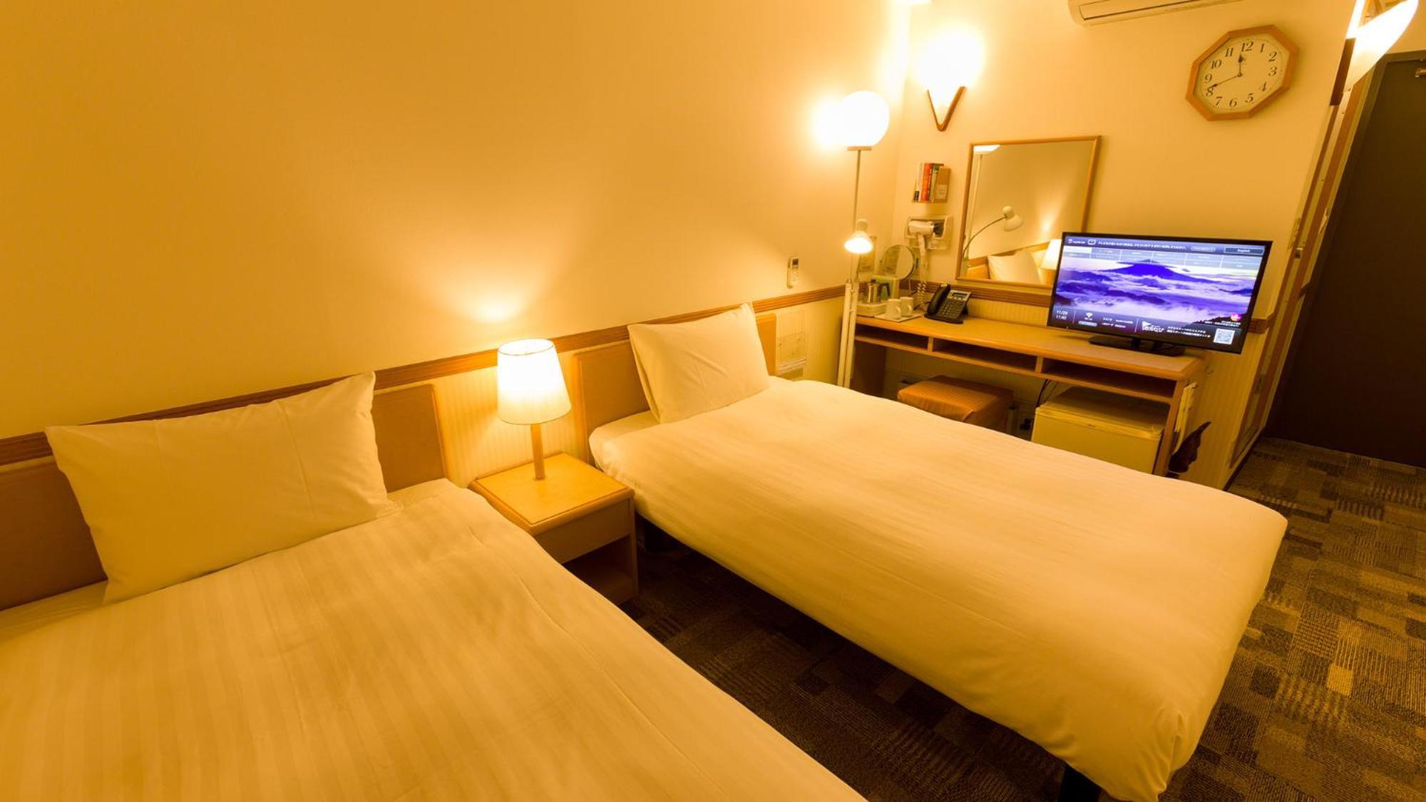 Toyoko Inn Oita Ekimae Номер фото