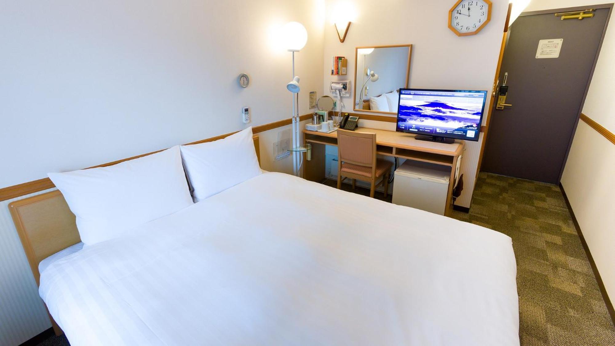 Toyoko Inn Oita Ekimae Номер фото