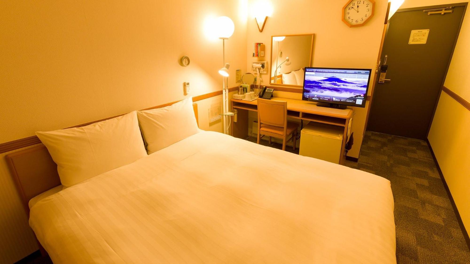 Toyoko Inn Oita Ekimae Номер фото