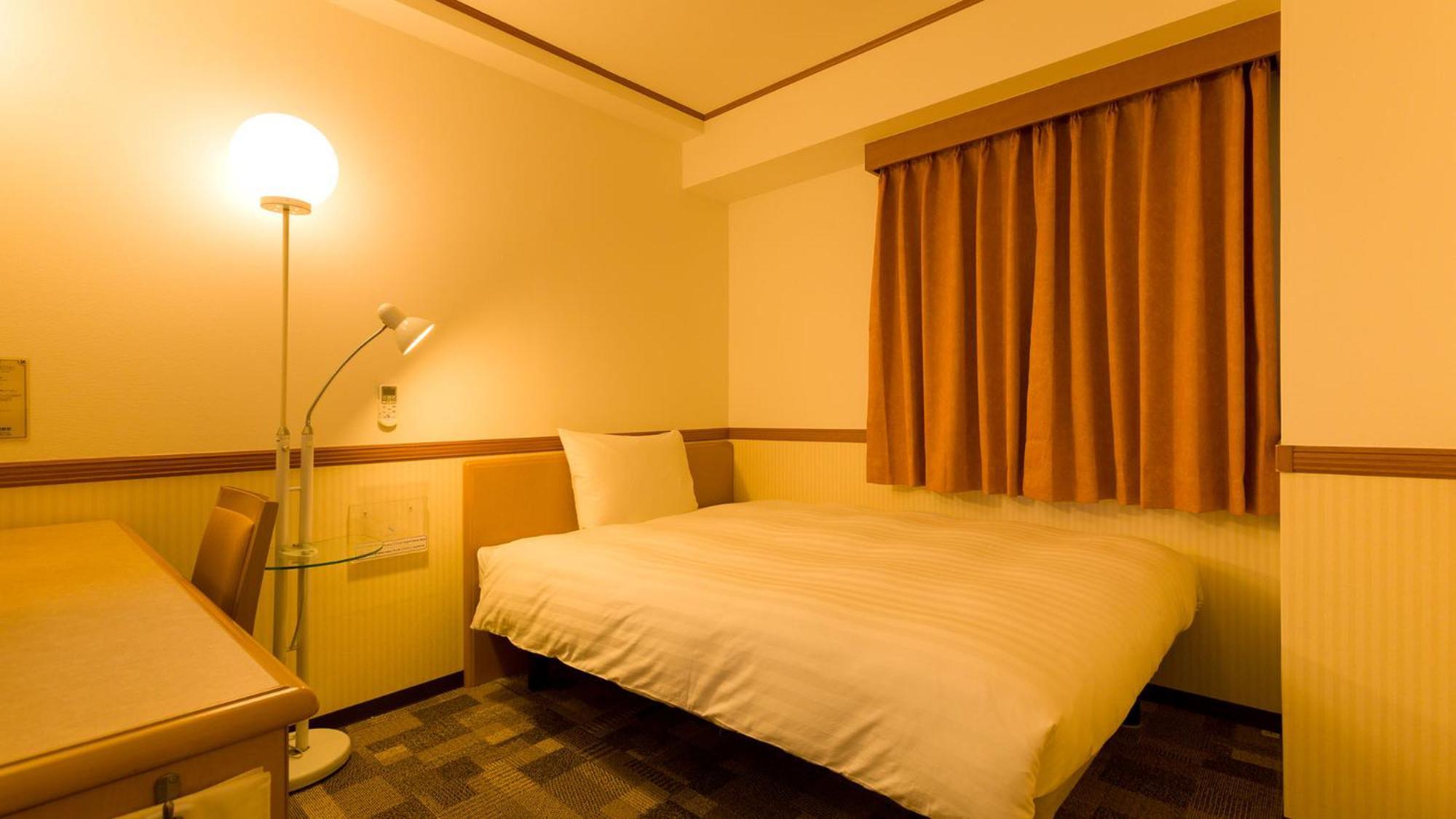 Toyoko Inn Oita Ekimae Номер фото