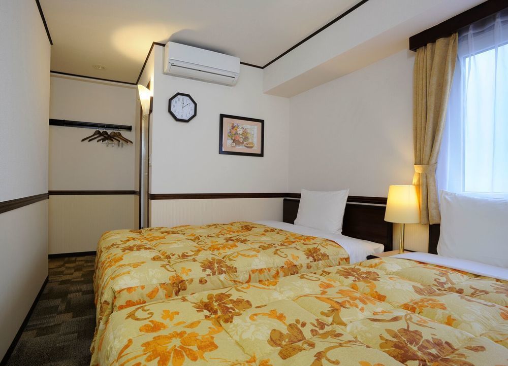 Toyoko Inn Oita Ekimae Экстерьер фото
